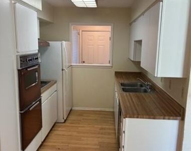 2708 Running Brook Lane - Photo Thumbnail 2