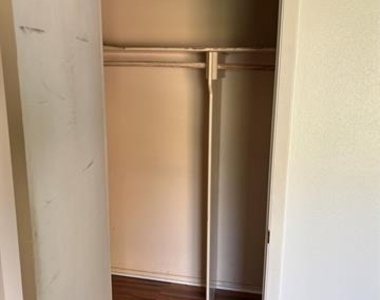 2708 Running Brook Lane - Photo Thumbnail 21