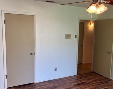 2708 Running Brook Lane - Photo Thumbnail 22