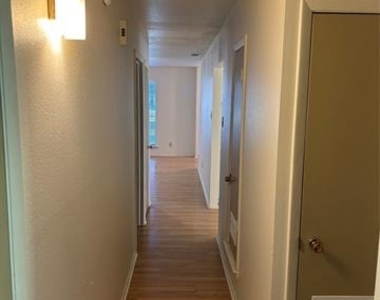 2708 Running Brook Lane - Photo Thumbnail 8