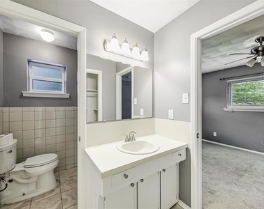 700 Kindred Lane - Photo Thumbnail 19