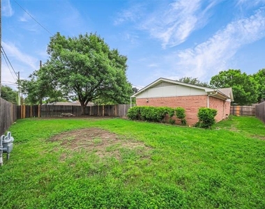 700 Kindred Lane - Photo Thumbnail 24