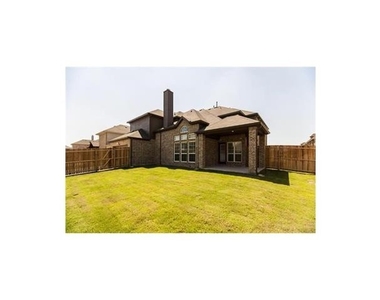 12060 Grandview Drive - Photo Thumbnail 23