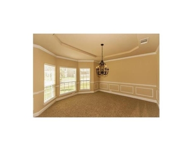 12060 Grandview Drive - Photo Thumbnail 3