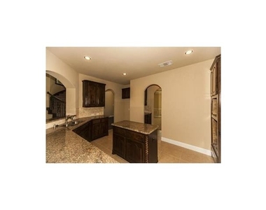 12060 Grandview Drive - Photo Thumbnail 8