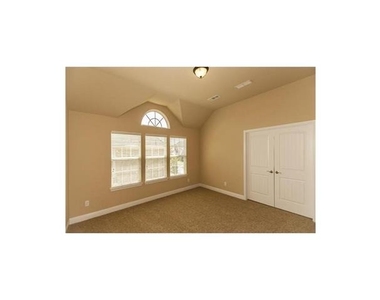 12060 Grandview Drive - Photo Thumbnail 19
