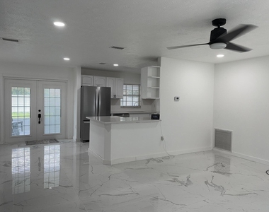 355 Johnston Street - Photo Thumbnail 7