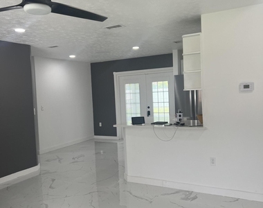 355 Johnston Street - Photo Thumbnail 4