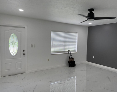 355 Johnston Street - Photo Thumbnail 3
