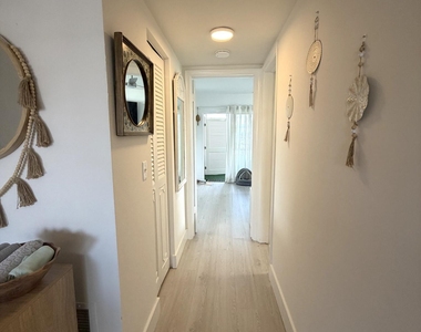3322 Cynthia Lane - Photo Thumbnail 14
