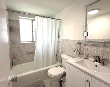 3322 Cynthia Lane - Photo Thumbnail 13