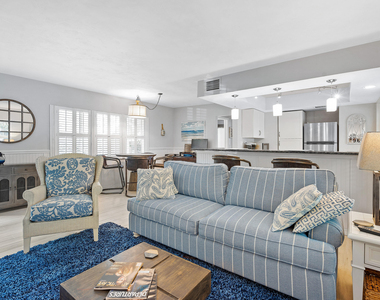 1030 Langer Way - Photo Thumbnail 4