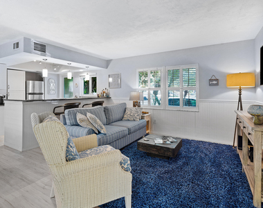 1030 Langer Way - Photo Thumbnail 1