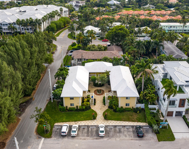 1030 Langer Way - Photo Thumbnail 18