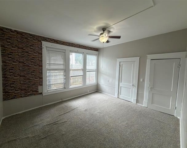 1019 Sheridan Avenue - Photo Thumbnail 8