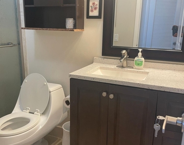 4539 Luxemburg Court - Photo Thumbnail 20
