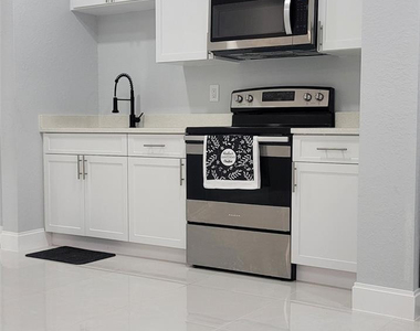 4365 27th Avenue - Photo Thumbnail 9
