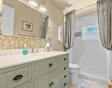 2396 Easy Street - Photo Thumbnail 11