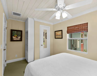2396 Easy Street - Photo Thumbnail 10