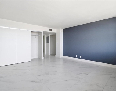 936 Intracoastal Drive - Photo Thumbnail 14