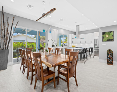 2754 Ne 31st Court - Photo Thumbnail 1