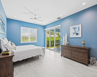 2754 Ne 31st Court - Photo Thumbnail 6