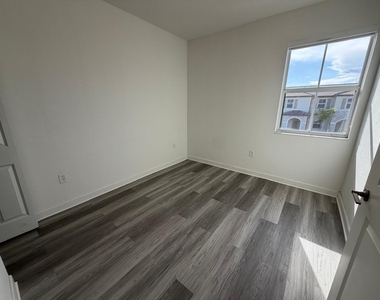 2885 Se 25th Road - Photo Thumbnail 19