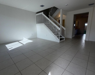 2885 Se 25th Road - Photo Thumbnail 12
