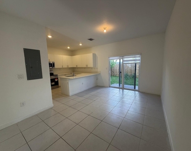 2885 Se 25th Road - Photo Thumbnail 18