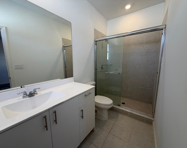 2885 Se 25th Road - Photo Thumbnail 2