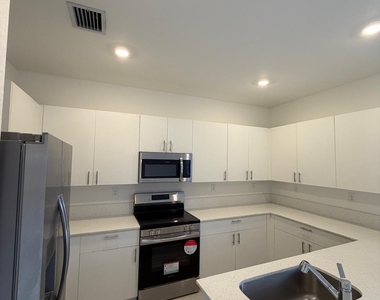 2885 Se 25th Road - Photo Thumbnail 17