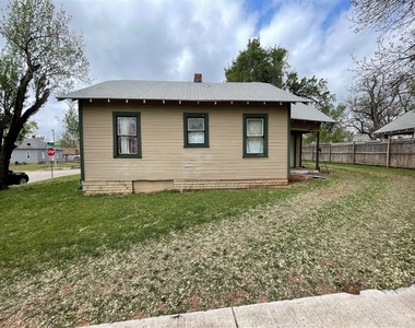 1801 E Park Place - Photo Thumbnail 1