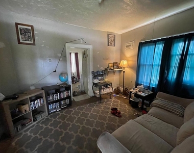 1801 E Park Place - Photo Thumbnail 2