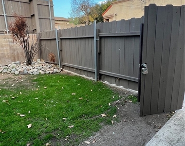 235 W 4th Street - Photo Thumbnail 20