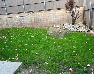 235 W 4th Street - Photo Thumbnail 18