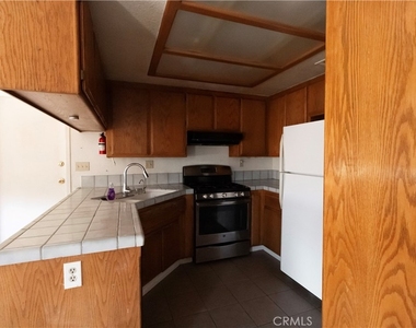 32303 Sapphire Road - Photo Thumbnail 9