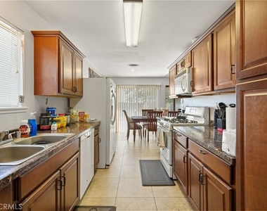39144 Whiteash Drive - Photo Thumbnail 21