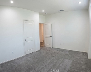 3287 E Wild Horse Privado - Photo Thumbnail 21