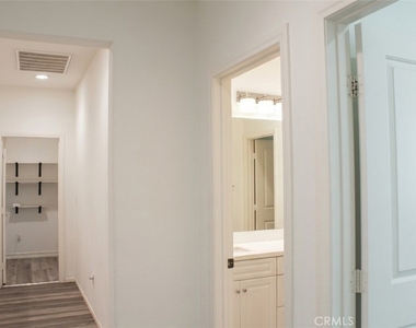 3287 E Wild Horse Privado - Photo Thumbnail 14