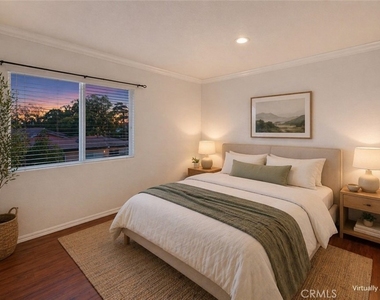 8720 Villa Drive - Photo Thumbnail 3