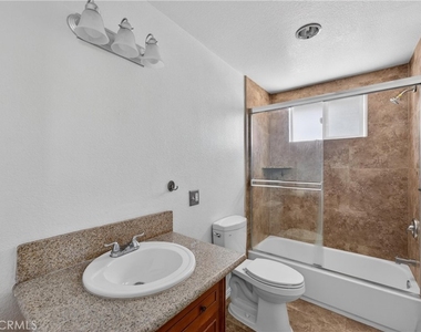 8720 Villa Drive - Photo Thumbnail 16