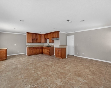 8720 Villa Drive - Photo Thumbnail 8