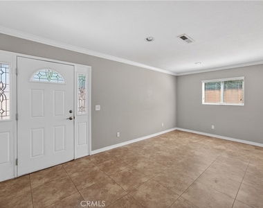 8720 Villa Drive - Photo Thumbnail 4
