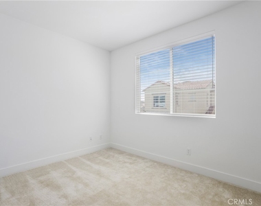 3150 Cove Court - Photo Thumbnail 17