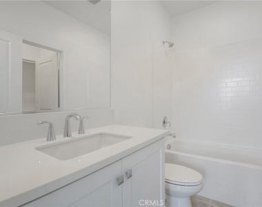 3150 Cove Court - Photo Thumbnail 20