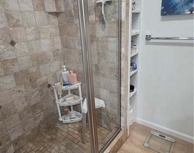 477 Calle Cadiz - Photo Thumbnail 6