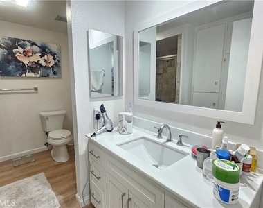 477 Calle Cadiz - Photo Thumbnail 7