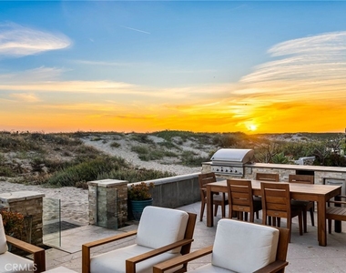 7304 W Oceanfront - Photo Thumbnail 1