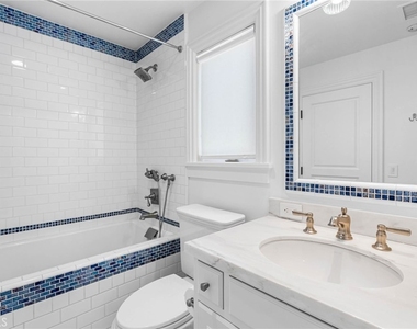 7304 W Oceanfront - Photo Thumbnail 19