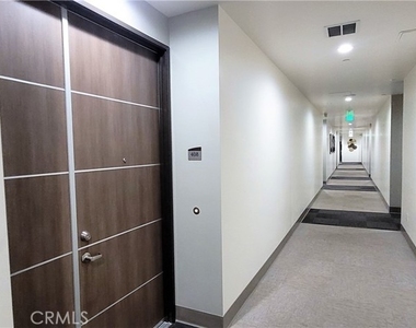 168 S Monterey - Photo Thumbnail 2
